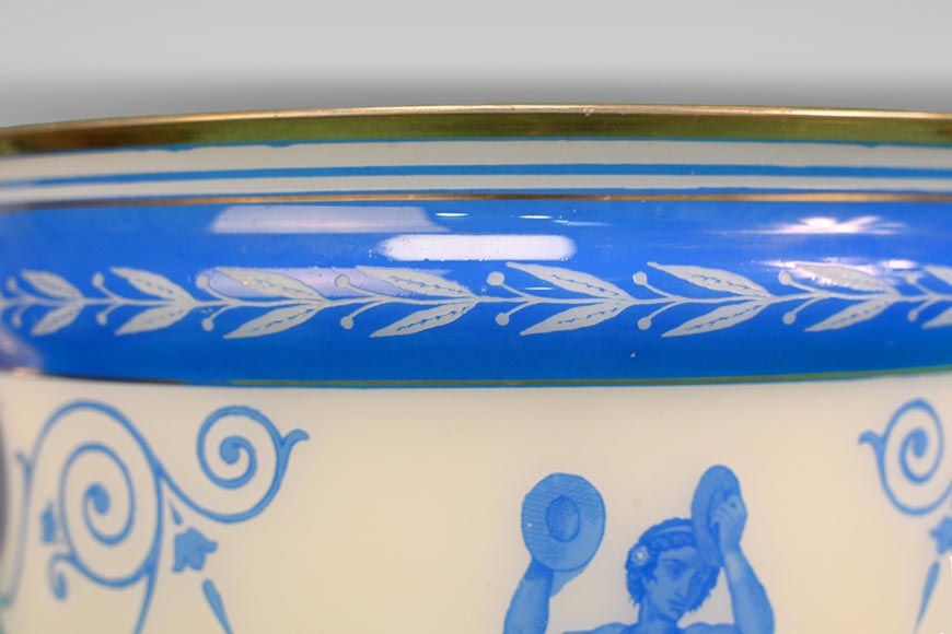 BACCARAT, Vase en cristal au décor néo-grec, vers 1867 BACCARAT, Vase en cristal au décor néo-grec, vers 1867-7