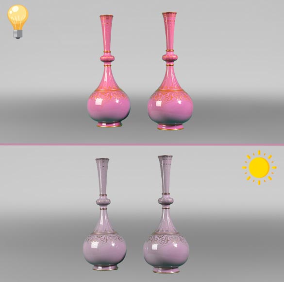 Manufacture de SÈVRES, Paire de vases caméléon du modèle bouteille persane, 1874 Manufacture de SÈVRES, Paire de vases caméléon du modèle bouteille persane, 1874-0