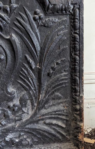 Plaque de cheminée aux Armes de France du XVIIIe siècle Plaque de cheminée aux Armes de France du XVIIIe siècle-3