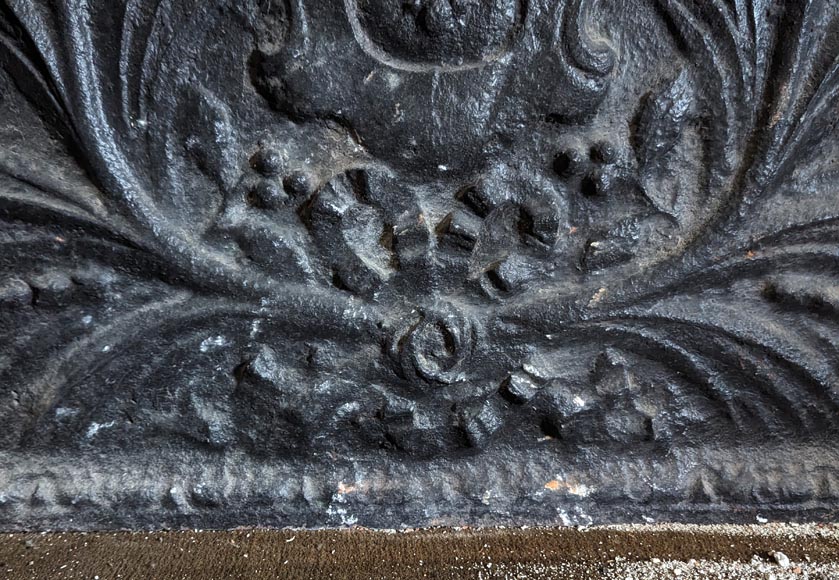 Plaque de cheminée aux Armes de France du XVIIIe siècle Plaque de cheminée aux Armes de France du XVIIIe siècle-5