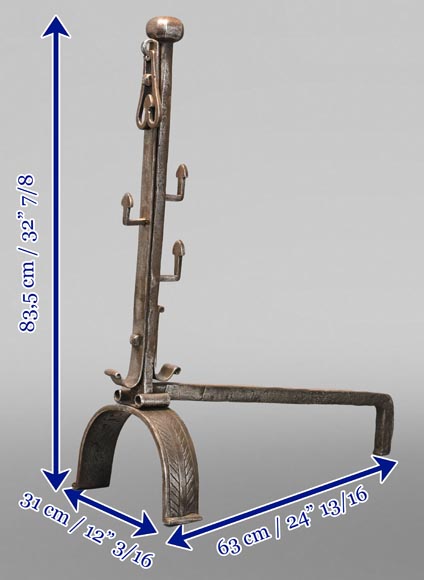 Paire de hauts chenets aux cœurs renversés Paire de hauts chenets aux cœurs renversés-7