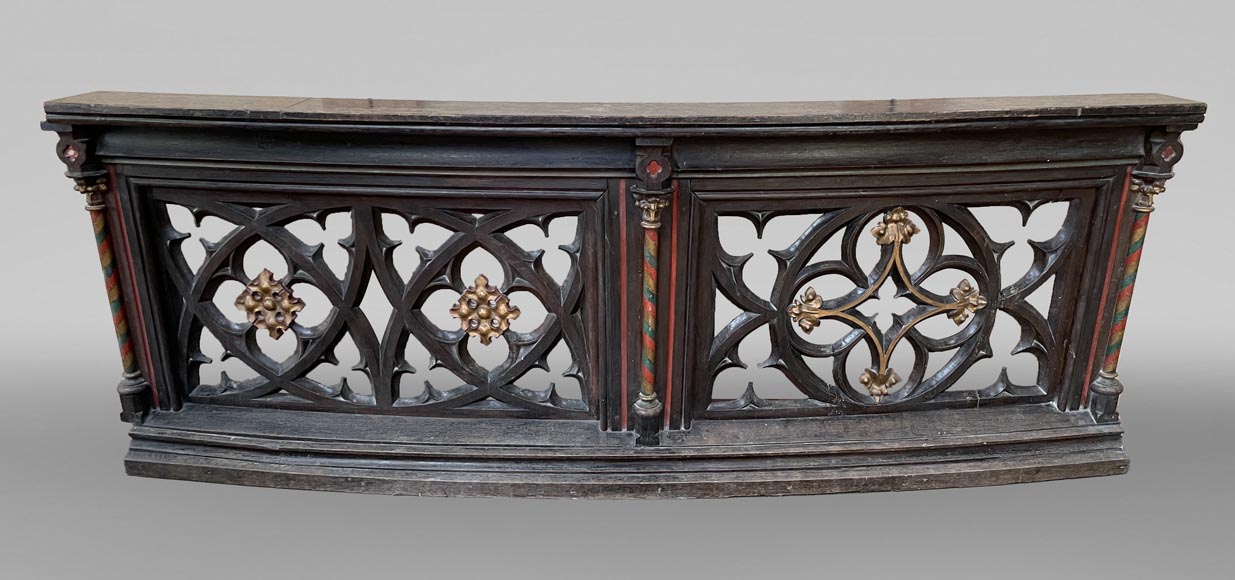 Élément de balustrade néo-gothique en bois doré et polychrome, XIXe siècle Élément de balustrade néo-gothique en bois doré et polychrome, XIXe siècle-1