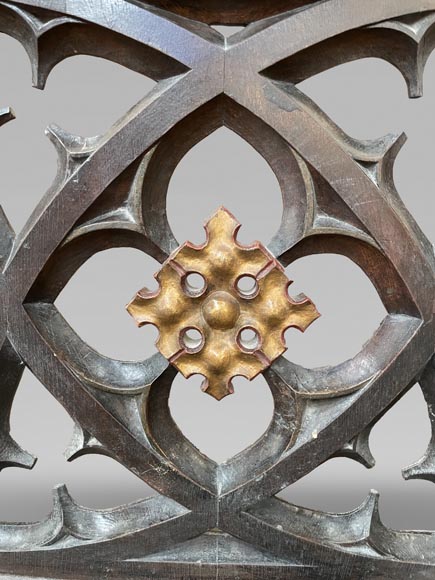 Élément de balustrade néo-gothique en bois doré et polychrome, XIXe siècle Élément de balustrade néo-gothique en bois doré et polychrome, XIXe siècle-3