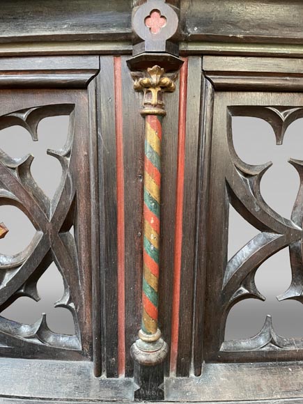 Élément de balustrade néo-gothique en bois doré et polychrome, XIXe siècle Élément de balustrade néo-gothique en bois doré et polychrome, XIXe siècle-6