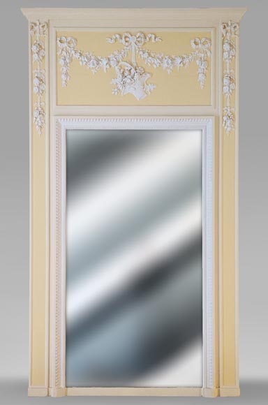 Trumeau de style Louis XVI décoré d'un panier et de guirlandes fleuris Trumeau de style Louis XVI décoré d'un panier et de guirlandes fleuris-0