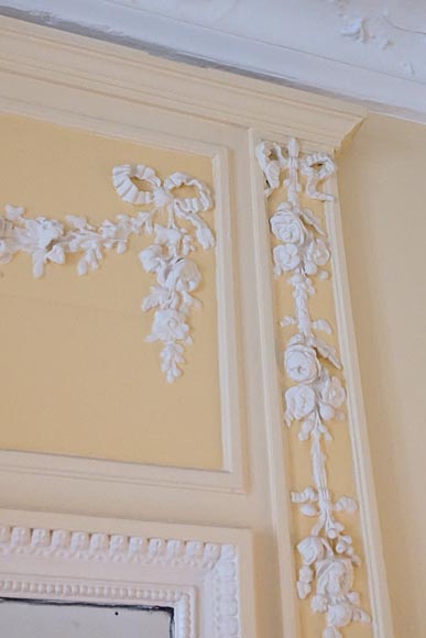 Trumeau de style Louis XVI décoré d'un panier et de guirlandes fleuris Trumeau de style Louis XVI décoré d'un panier et de guirlandes fleuris-3