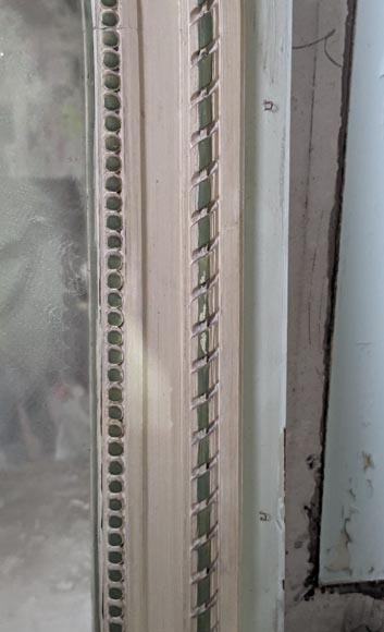 Trumeau de style Louis XVI au dessus arrondi décoré de frises de perles Trumeau de style Louis XVI au dessus arrondi décoré de frises de perles-3