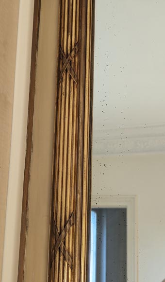 Trumeau doré de style Napoléon III à coquille ajourée Trumeau doré de style Napoléon III à coquille ajourée-5