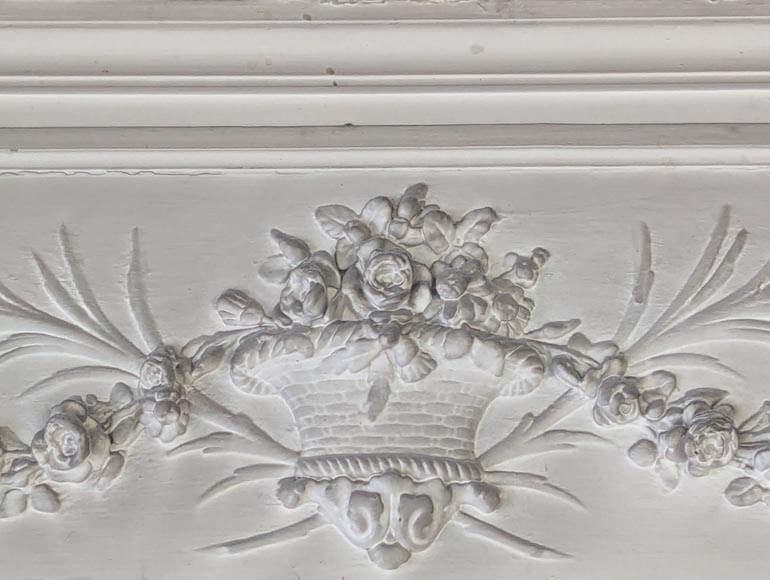 Trumeau de style Louis XVI au panier et guirlande de fleurs Trumeau de style Louis XVI au panier et guirlande de fleurs-1