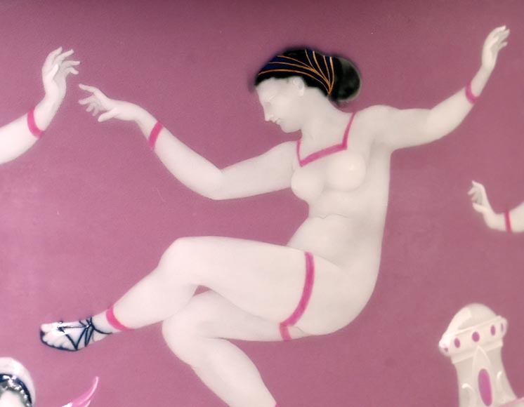 Manufacture de Sèvres, Vase cubiforme à décor de danseurs de corde, 1867-1869 Manufacture de Sèvres, Vase cubiforme à décor de danseurs de corde, 1867-1869-7