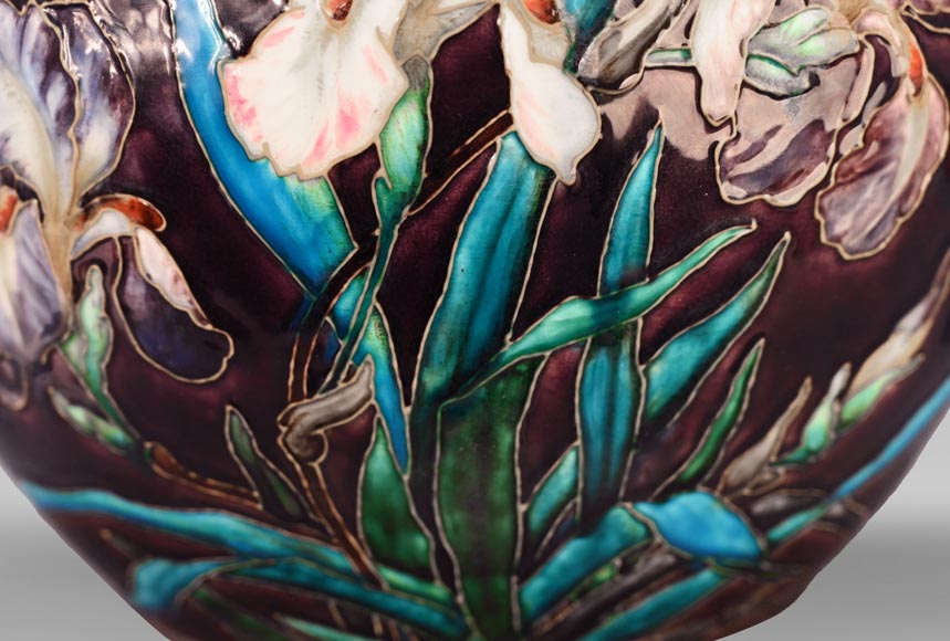 Théodore Deck, Vase aux fleurs et aux papillons, v. 1880 Théodore Deck, Vase aux fleurs et aux papillons, v. 1880-10