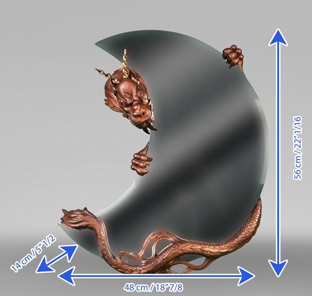 Maison MARNYHAC (attrib.), Miroir japonisant en croissant de lune décoré d’un dragon en bronze à patine brune Maison MARNYHAC (attrib.), Miroir japonisant en croissant de lune décoré d’un dragon en bronze à patine brune-8