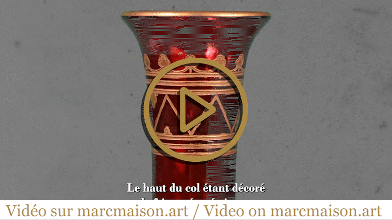 BACCARAT - Paire de vases de forme bouteille perse rubis, vers 1880 BACCARAT - Paire de vases de forme bouteille perse rubis, vers 1880-0