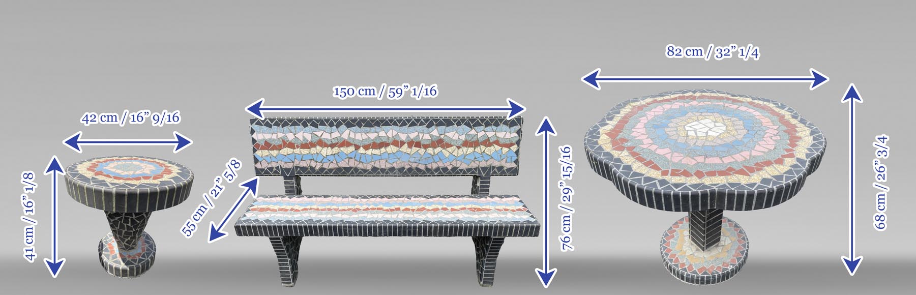 Salon de jardin composé d’une table, de trois tabourets et d’un banc ornés de carreaux de céramiques polychromes, années 1980 Salon de jardin composé d’une table, de trois tabourets et d’un banc ornés de carreaux de céramiques polychromes, années 1980-8