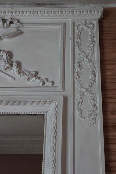 Petit trumeau de style Louis XVI à couronne de roses Petit trumeau de style Louis XVI à couronne de roses-3