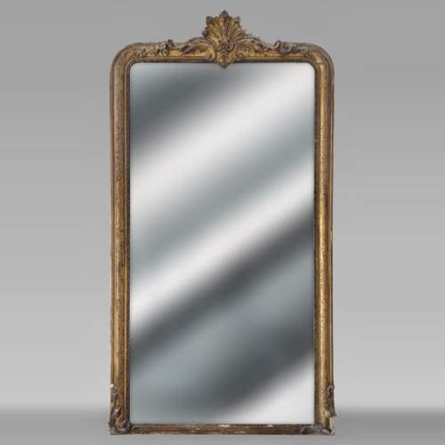 Trumeau doré de style Louis XV à décor gravé