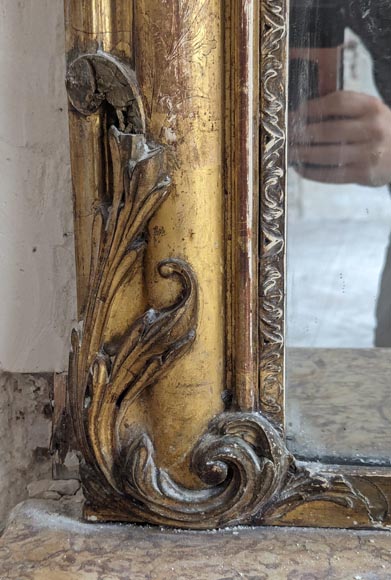 Trumeau doré de style Louis XV à coquille ajourée Trumeau doré de style Louis XV à coquille ajourée-6