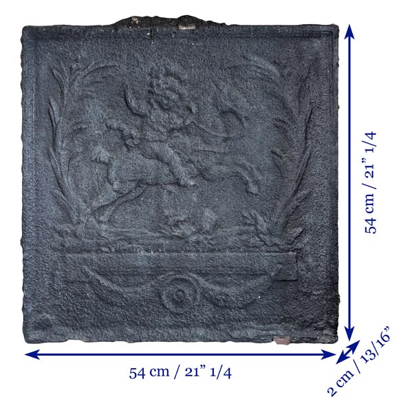 Petite plaque de cheminée de style Louis XV au cavalier Petite plaque de cheminée de style Louis XV au cavalier-5