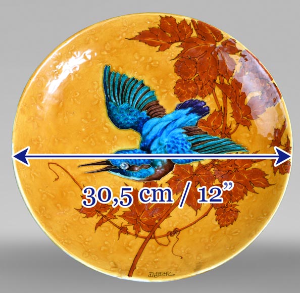 O. Milon, Émile Diffloth, Plat d’ornement au colibri, fin du XIXe siècle O. Milon, Émile Diffloth, Plat d’ornement au colibri, fin du XIXe siècle-9