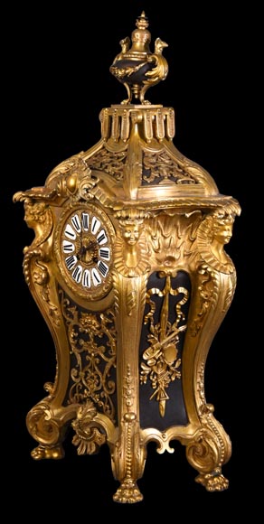 H&F Paris, Cartel aux quatre espagnolettes, XIXe siècle H&F Paris, Cartel aux quatre espagnolettes, XIXe siècle-9