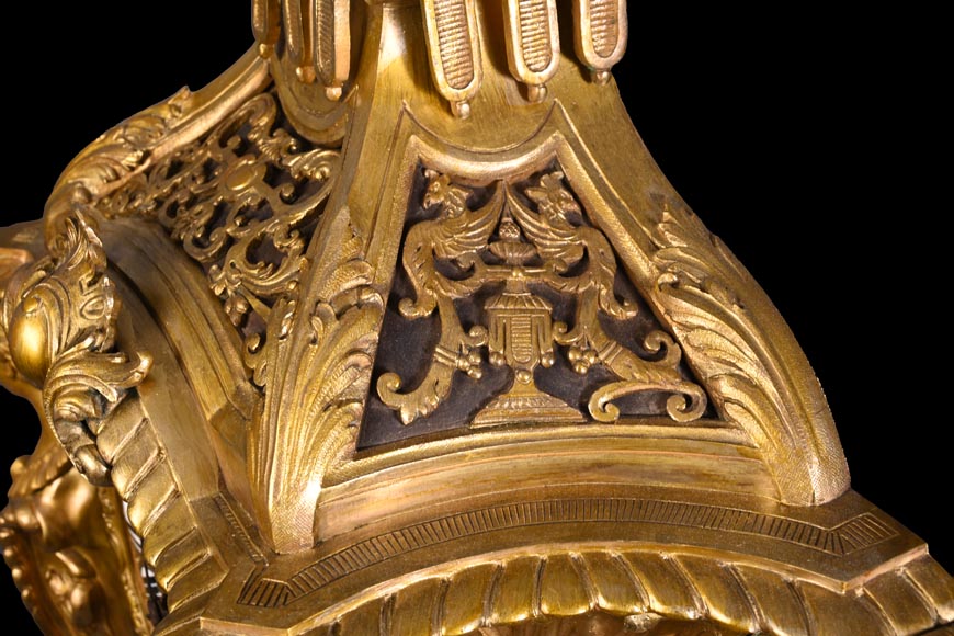 H&F Paris, Cartel aux quatre espagnolettes, XIXe siècle H&F Paris, Cartel aux quatre espagnolettes, XIXe siècle-11