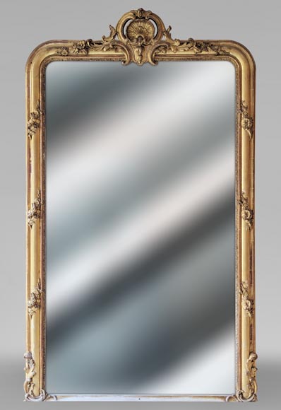 Trumeau doré de style Napoléon III à coquille ajourée Trumeau doré de style Napoléon III à coquille ajourée-0