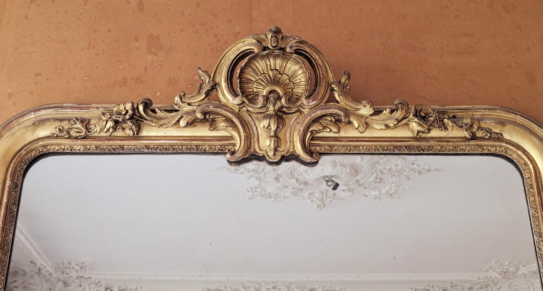 Trumeau doré de style Napoléon III à coquille ajourée Trumeau doré de style Napoléon III à coquille ajourée-1