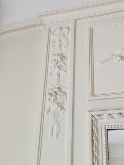 Trumeau de style Louis XVI décoré d'instruments de musique Trumeau de style Louis XVI décoré d'instruments de musique-4