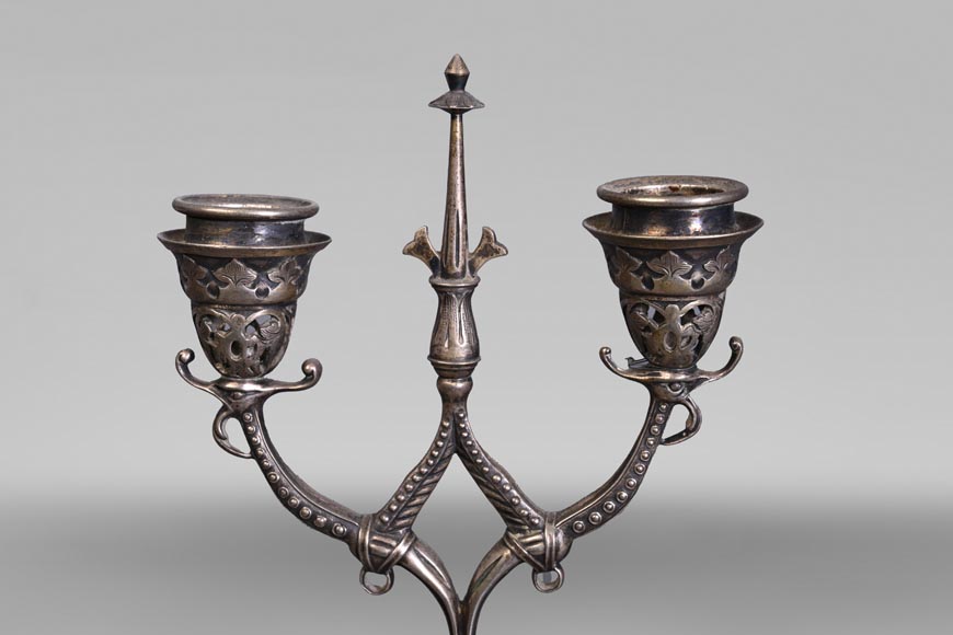 Orfèvre russe, Paire de flambeaux en argent, vers 1832-1850 Orfèvre russe, Paire de flambeaux en argent, vers 1832-1850-3