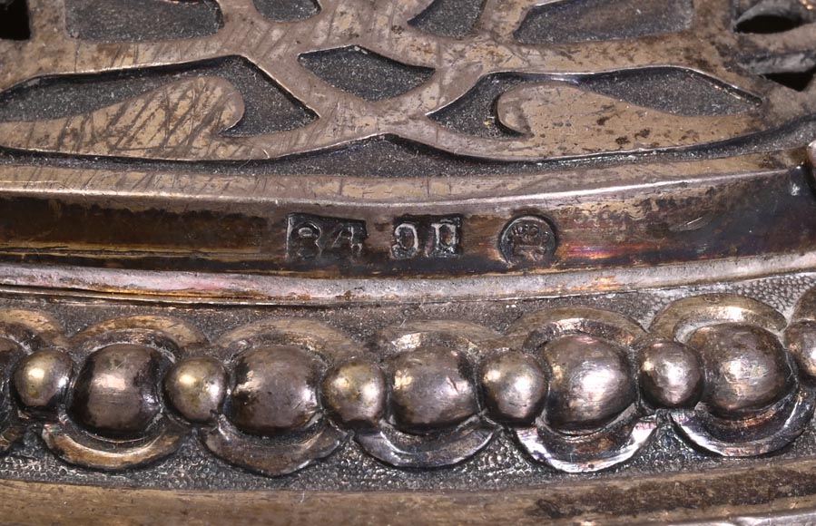 Orfèvre russe, Paire de flambeaux en argent, vers 1832-1850 Orfèvre russe, Paire de flambeaux en argent, vers 1832-1850-6