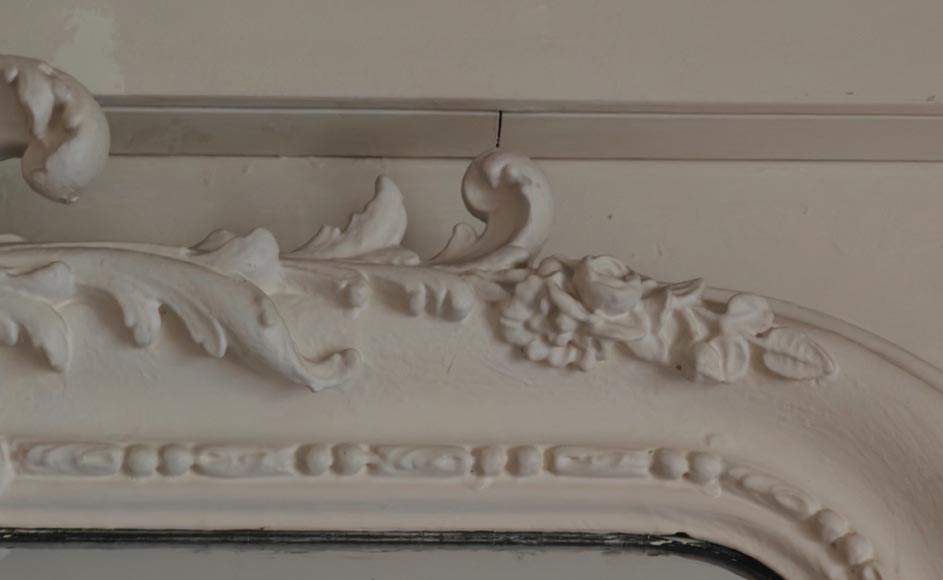 Trumeau de style Louis XV décoré d'une palmette et de fleurs Trumeau de style Louis XV décoré d'une palmette et de fleurs-3