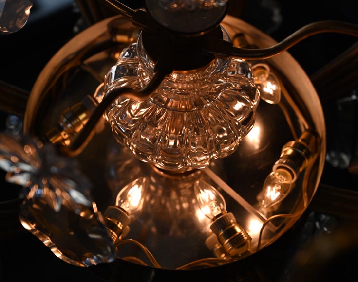 Lustre à vingt-quatre bras de lumière sur le modèle de lustres du château de Versailles, XXe siècle Lustre à vingt-quatre bras de lumière sur le modèle de lustres du château de Versailles, XXe siècle-13