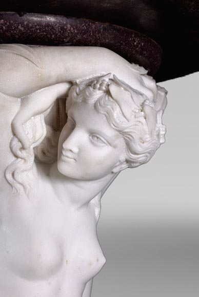 Jean-Jacques FEUCHÈRE (attribué à), Jardinière aux trois tritonnes en porphyre et en marbre, première moitié du XIXe siècle Jean-Jacques FEUCHÈRE (attribué à), Jardinière aux trois tritonnes en porphyre et en marbre, première moitié du XIXe siècle-6