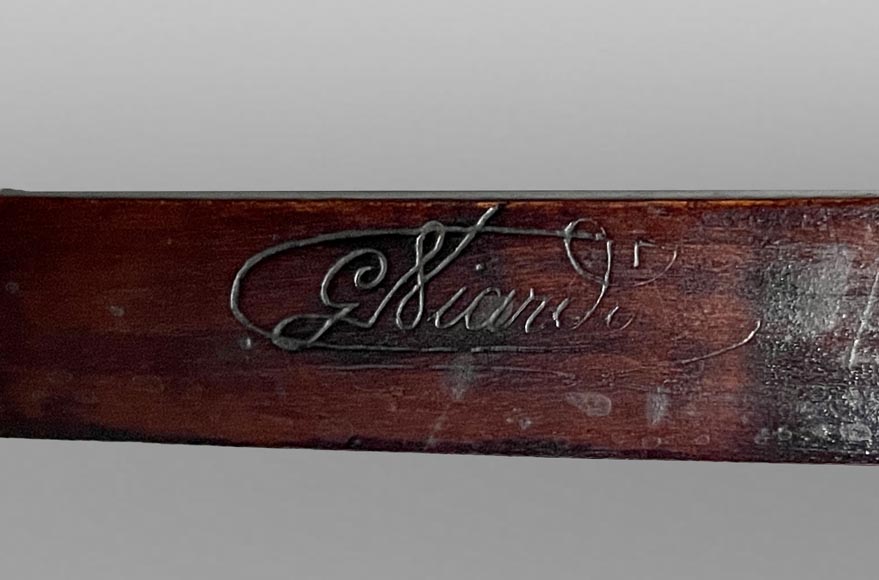 Gabriel VIARDOT, Lit japonisant doté d’un dais et accompagné de sa table de chevet, seconde moitié du XIXe siècle Gabriel VIARDOT, Lit japonisant doté d’un dais et accompagné de sa table de chevet, seconde moitié du XIXe siècle-21