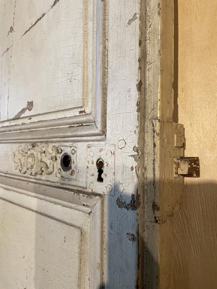 Porte moulurée en bois peint Porte moulurée en bois peint-4