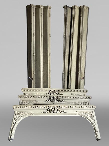 Ensemble de trois boîtes à rideaux en bois sculpté, époque Louis XVI Ensemble de trois boîtes à rideaux en bois sculpté, époque Louis XVI-1