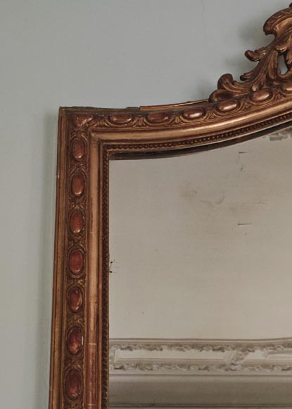 Trumeau de style Louis XV doré orné d'une palmette ajourée Trumeau de style Louis XV doré orné d'une palmette ajourée-3