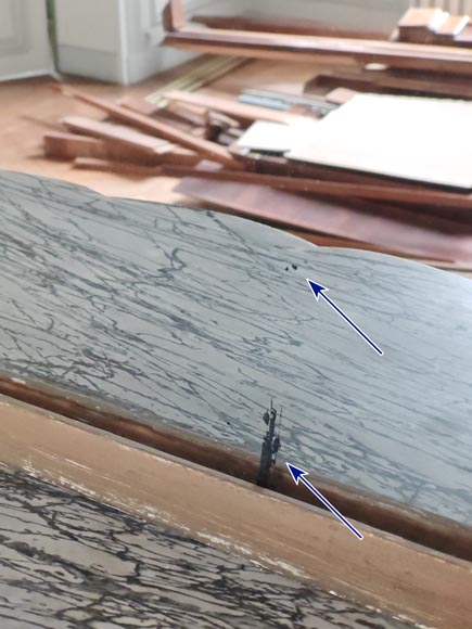 Trumeau de style Louis XV doré orné d'une palmette ajourée Trumeau de style Louis XV doré orné d'une palmette ajourée-6