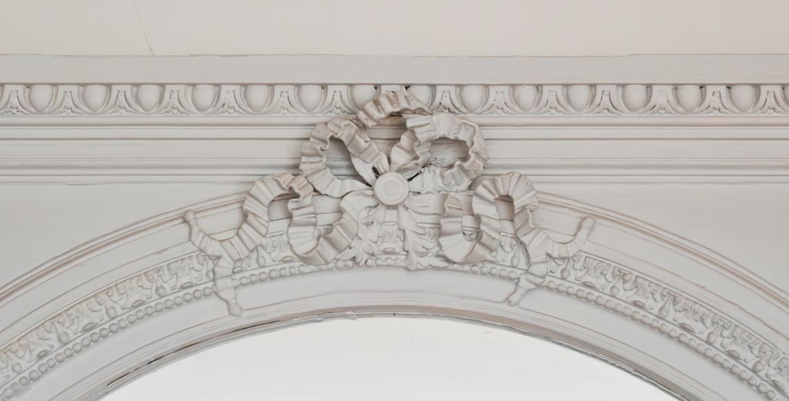 Trumeau de style Louis XVI surmonté d'un ruban Trumeau de style Louis XVI surmonté d'un ruban-1