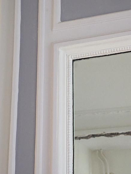 Trumeau de style Louis XVI orné d'un arc et de couronnes de fleurs Trumeau de style Louis XVI orné d'un arc et de couronnes de fleurs-4