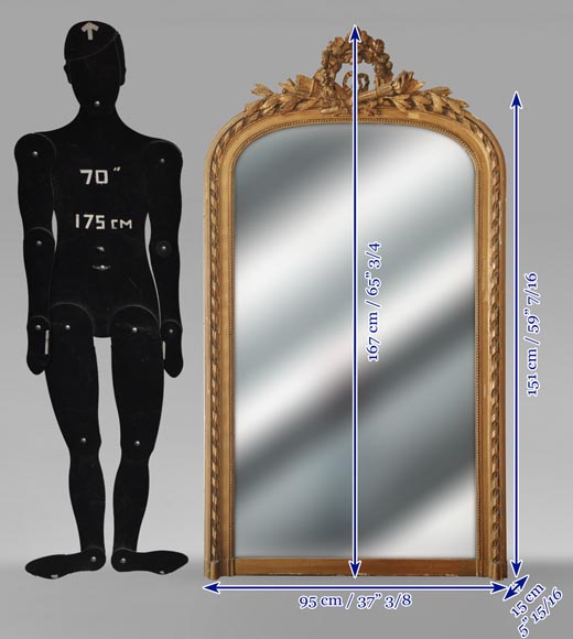 Trumeau doré de style Louis XVI à sommet arrondi décoré d'une couronne de fleurs ajourée Trumeau doré de style Louis XVI à sommet arrondi décoré d'une couronne de fleurs ajourée-5