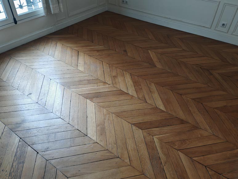 Lot de 9 m² de parquet Point de Hongrie Lot de 9 m² de parquet Point de Hongrie-1