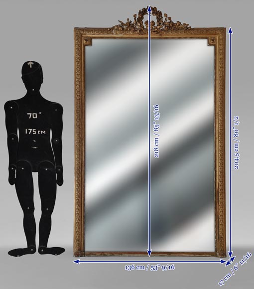 Trumeau doré de style Louis XVI orné d'une couronne de fleurs Trumeau doré de style Louis XVI orné d'une couronne de fleurs-7