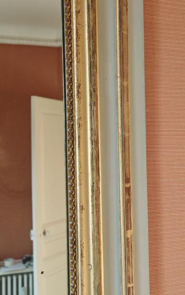 Trumeau doré d'époque Louis XVI ornée d'une guirlande de fleurs Trumeau doré d'époque Louis XVI ornée d'une guirlande de fleurs-5