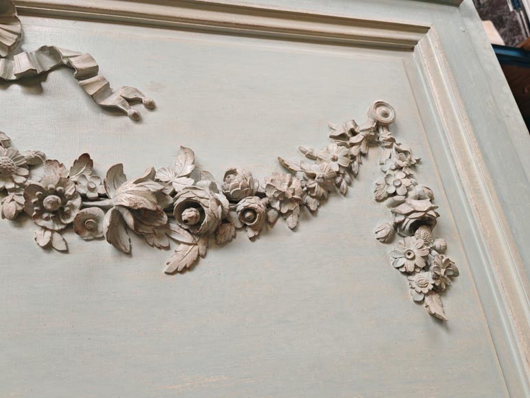 Trumeau de style Napoléon III en bois orné d'une guirlande de fleurs Trumeau de style Napoléon III en bois orné d'une guirlande de fleurs-6