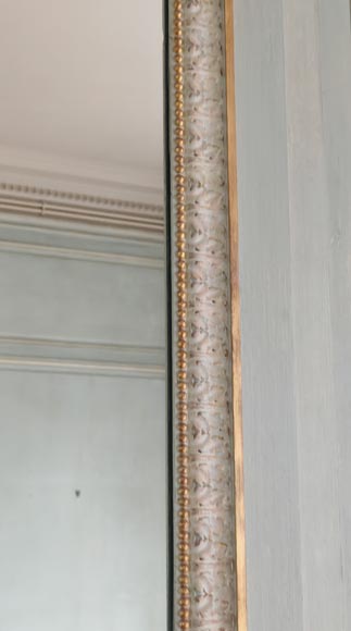 Trumeau de style Napoléon III en bois orné d'une guirlande de fleurs Trumeau de style Napoléon III en bois orné d'une guirlande de fleurs-7