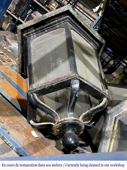 Superbe ensemble de quatre lanternes de style Régence Superbe ensemble de quatre lanternes de style Régence-5