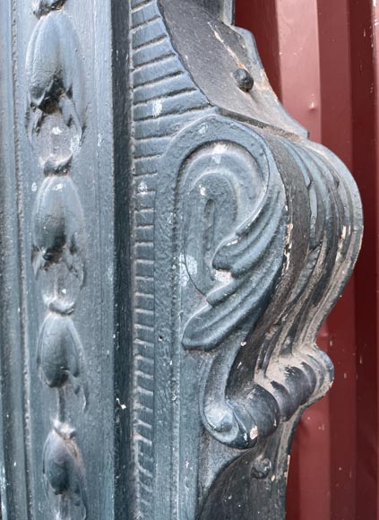 Encadrement de fenêtre en fonte, style Napoléon III, XIXe siècle Encadrement de fenêtre en fonte, style Napoléon III, XIXe siècle-6