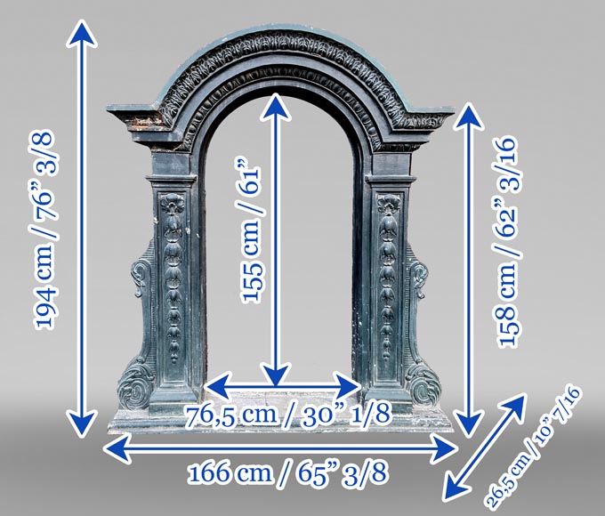 Encadrement de fenêtre en fonte, style Napoléon III, XIXe siècle Encadrement de fenêtre en fonte, style Napoléon III, XIXe siècle-9