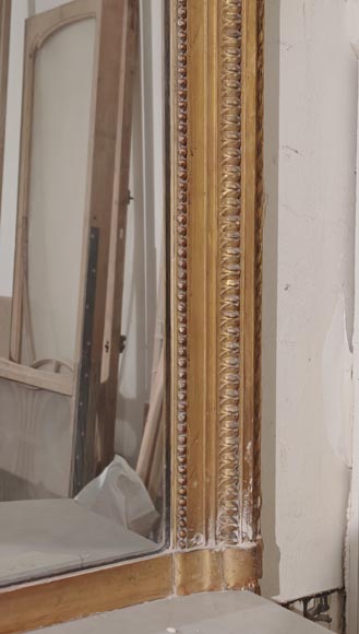 Grand trumeau doré de style Napoléon III à guirlande de laurier Grand trumeau doré de style Napoléon III à guirlande de laurier-7